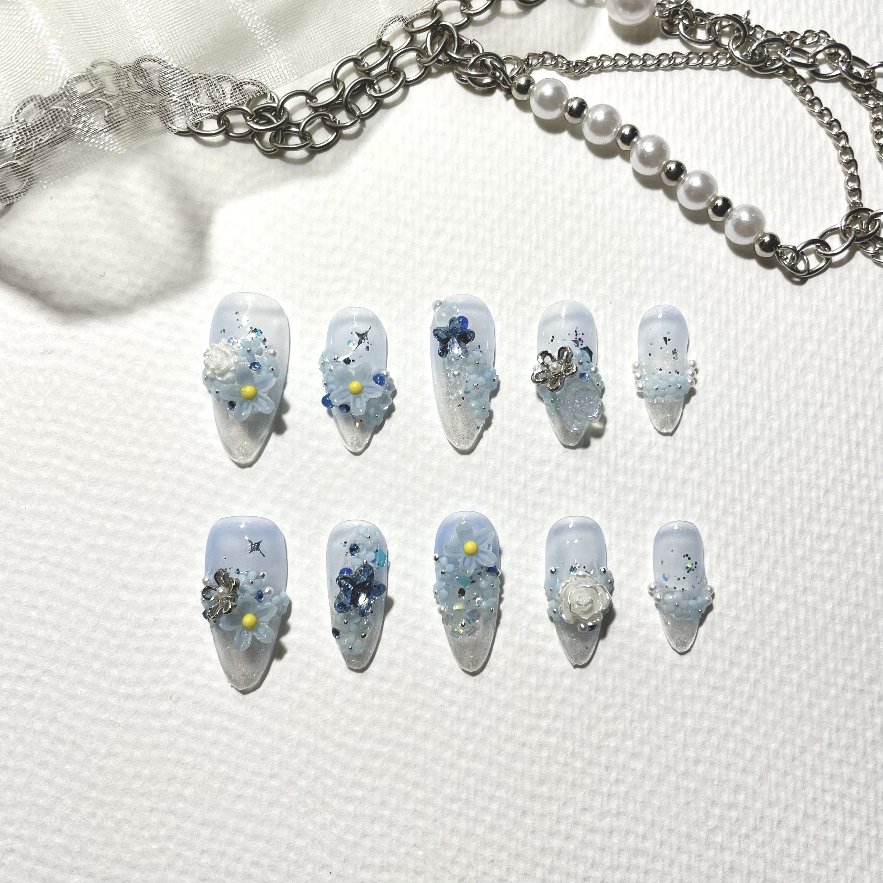 Myosotis